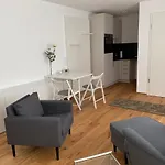 Modernes Studio Zentral In Muenchen Gelegen